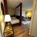 Le Monet Proche Bordeaux Avec Balcon Wifi & Place De Parking Prive Prox Tram Et Aeroport Mérignac